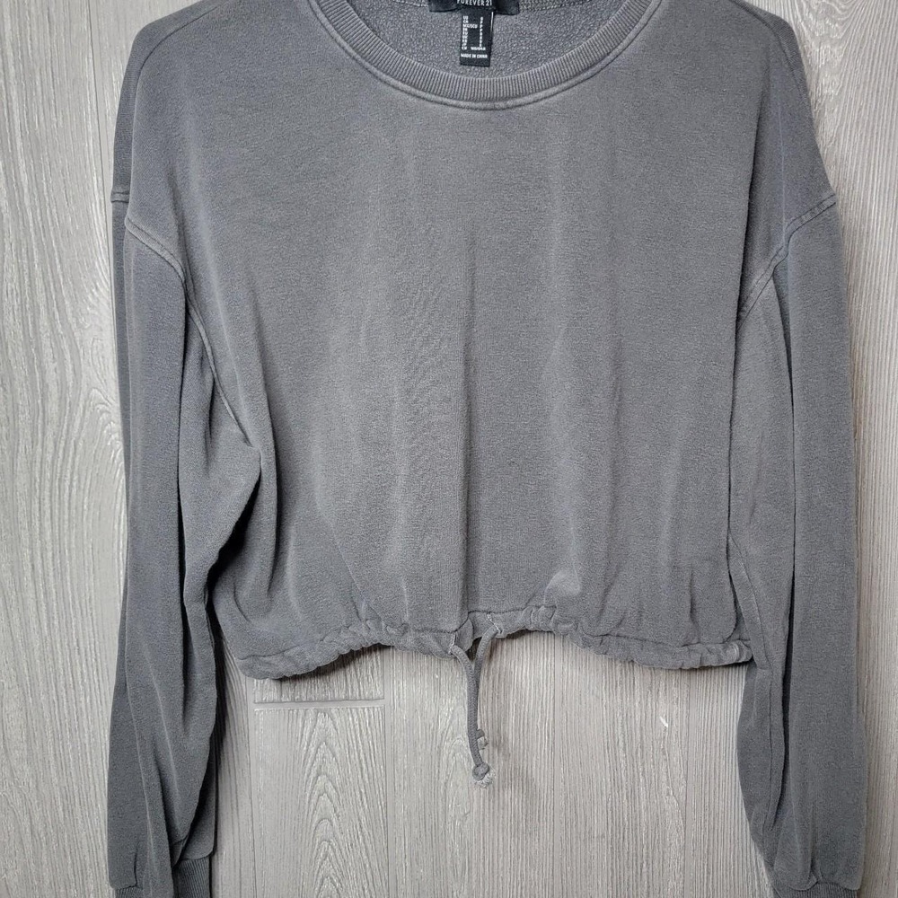 ♡Forever 21 Womens Gray Cropped Drawstring Sweatshirt Size Small Pullover Fleece